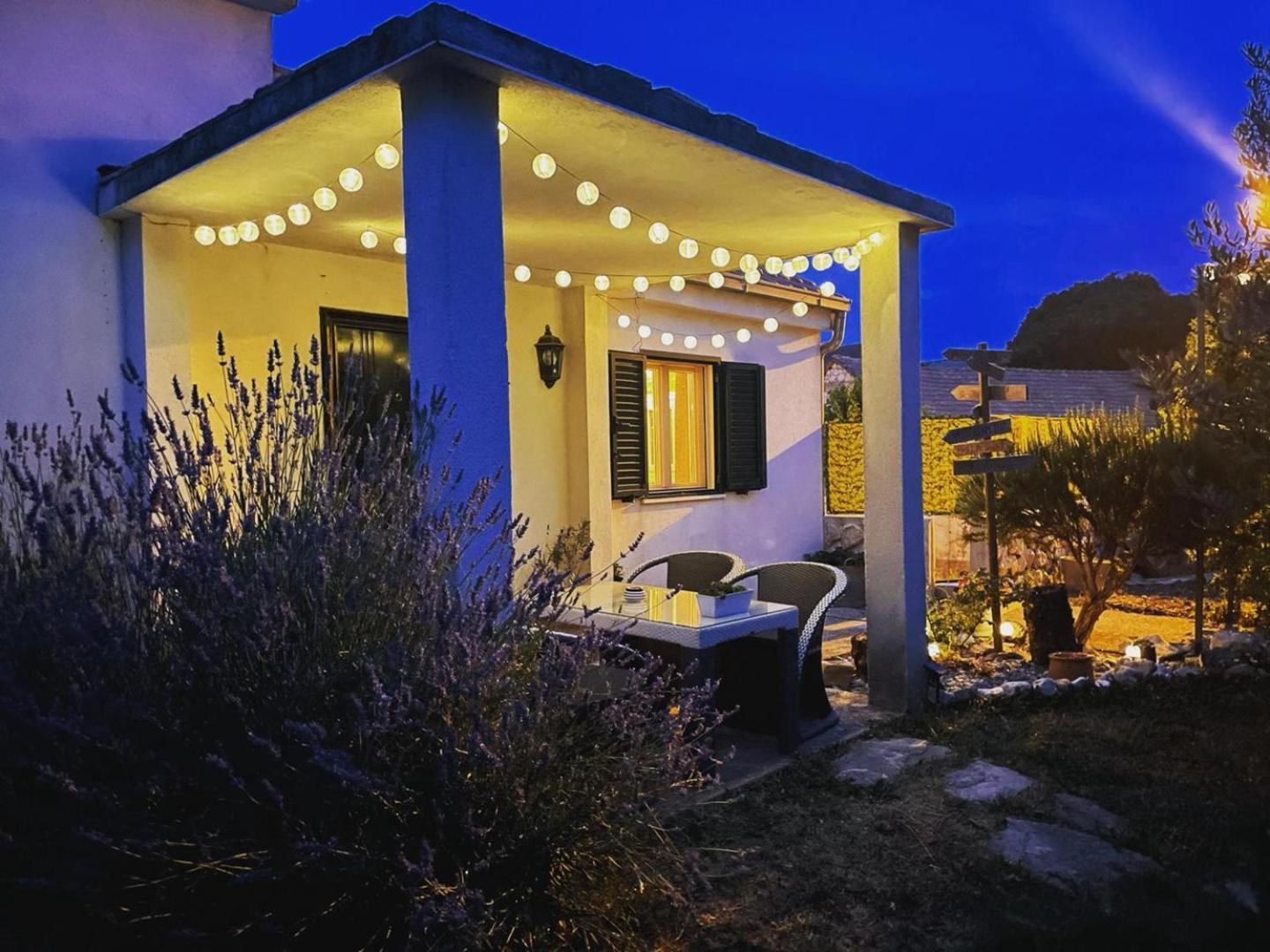 Vacation House Lavanda New! Heated Pool Zadvarje Экстерьер фото